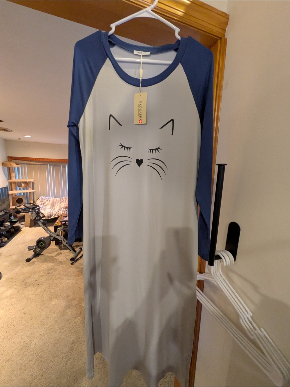 NWT Ekouaer Cat Face Long Sleeve Nightgown Loungewear Gray S - Picture 2 of 3